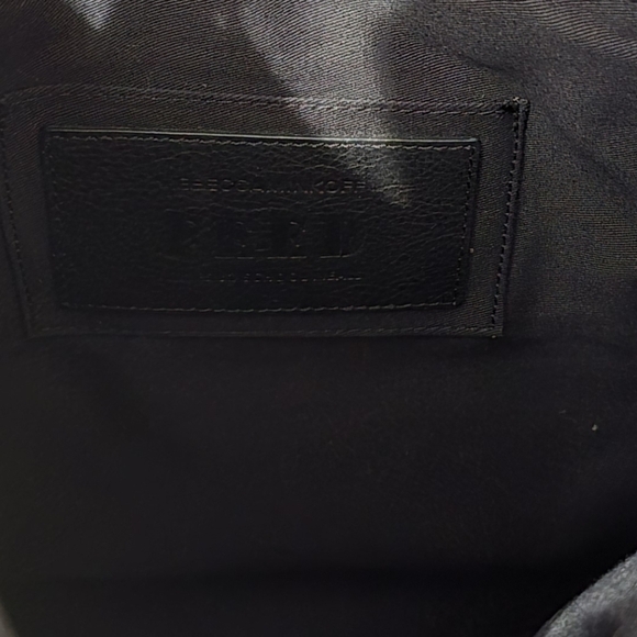 🍂🍁Like new REBECCA MINKOFF LIMITED EDITION "FEED" CRPSSBODY BAG - Picture 8 of 10